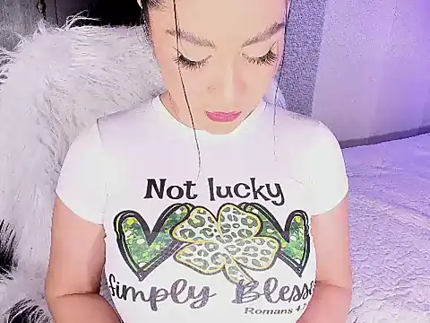 AntonellaFerrerr 1 online show from 18, 3, 2026