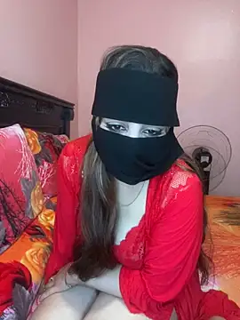 Snapshot of farawla-00 chatting on 14, 4, 2026 farawla-00 online show from 14, 4, 2026