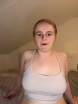 daddysgirly003 online show from 20, 2, 2026