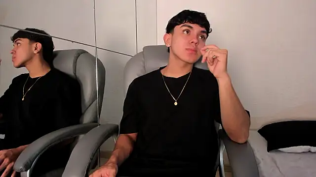  TaylorBlack online show from 7, 3, 2026