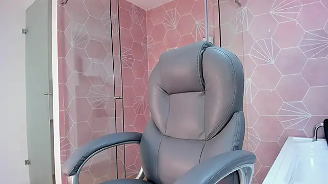  TaylorBlack online show from 15, 1, 2026