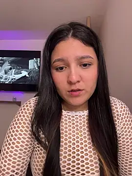 Camila sanchez25 online show from 9, 4, 2026