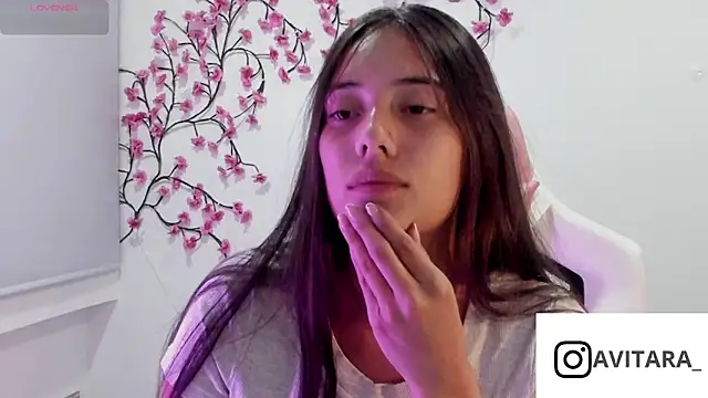 Snapshot of vanesita_ chatting on 6, 5, 2026 vanesita online show from 6, 5, 2026
