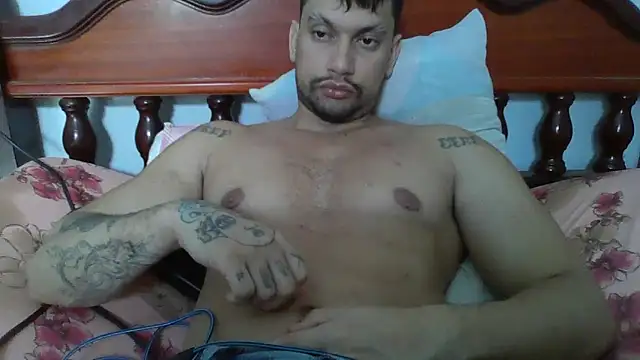 Snapshot of moreno_dotado22 chatting on 25, 5, 2026 moreno dotado22 online show from 25, 5, 2026