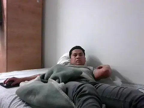 sweetpinoy2027 online show from 12, 2, 2026