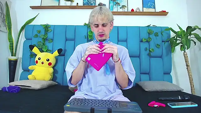 boy Dirty X online show from 19, 7, 2026