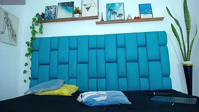 boy Dirty X online show from 23, 12, 2025