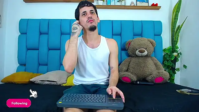 boy Dirty X online show from 19, 4, 2026