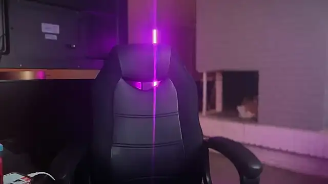 Snapshot of Melina_Diamond chatting on 14, 1, 2026 Melina Diamond online show from 14, 1, 2026