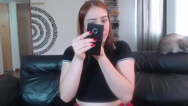 Snapshot of BeautyYoungblond chatting on 25, 5, 2026 BeautyYoungblond online show from 25, 5, 2026