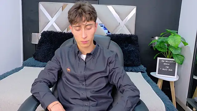 Ithan Skin online show from 18, 12, 2025