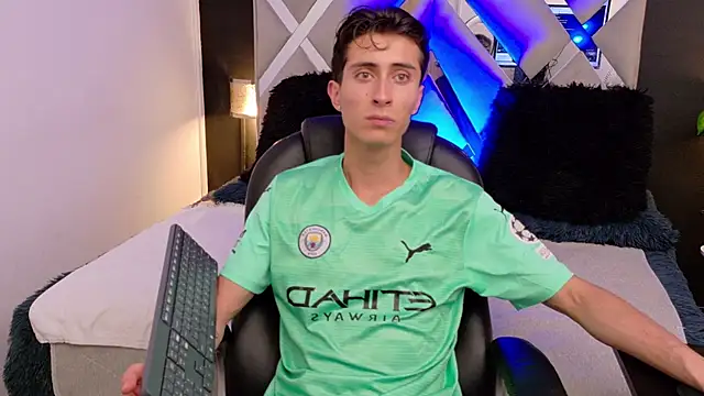 Ithan Skin online show from 9, 1, 2026