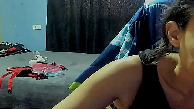 riquimona online show from 26, 2, 2026