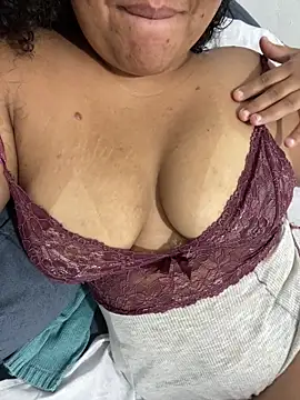 bellahott22 online show from 10, 3, 2026