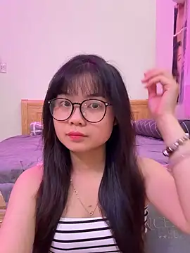    KARA    online show from 15, 4, 2026