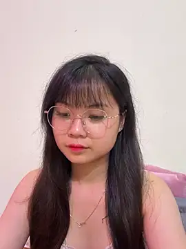Snapshot of ___KARA___ chatting on 12, 7, 2026 KARA online show from 12, 7, 2026