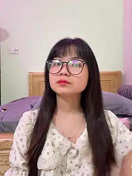    KARA    online show from 4, 4, 2026