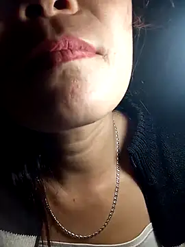 Girl cutee online show from 7, 3, 2026