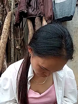 Girl cutee online show from 17, 2, 2026