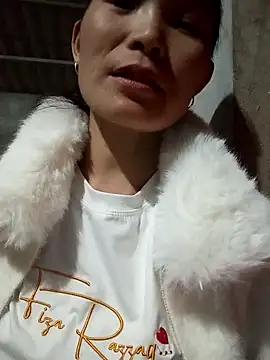 Girl cutee online show from 4, 3, 2026