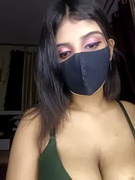 Snapshot of Zaayaa_2 chatting on 10, 5, 2026 Zaayaa 2 online show from 10, 5, 2026