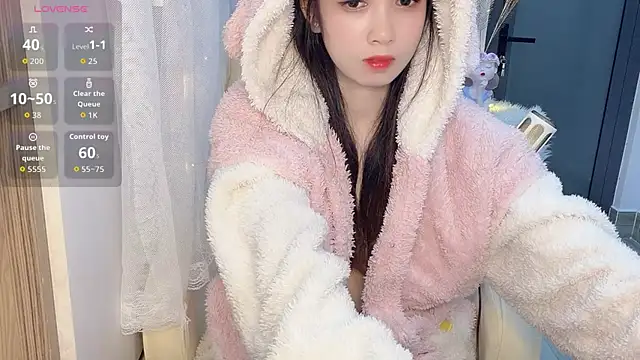 LINAA-KUTE online show from 12, 2, 2026