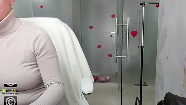 missdominna online show from 21, 4, 2026