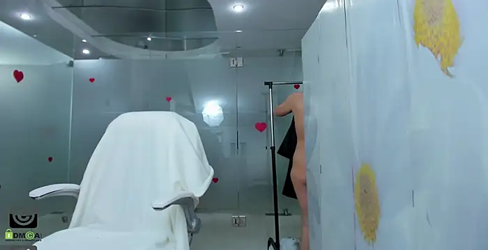 missdominna online show from 24, 2, 2026