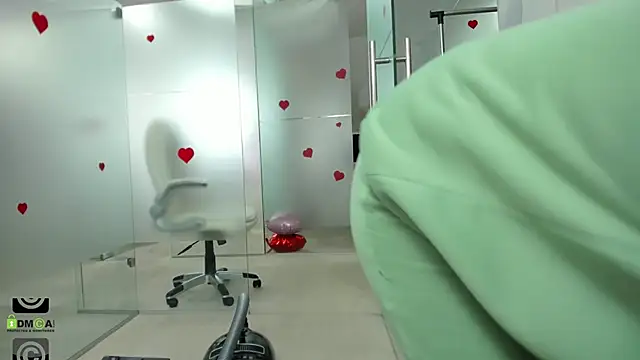 missdominna online show from 26, 3, 2026