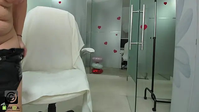 Snapshot of missdominna chatting on 9, 5, 2026 missdominna online show from 9, 5, 2026