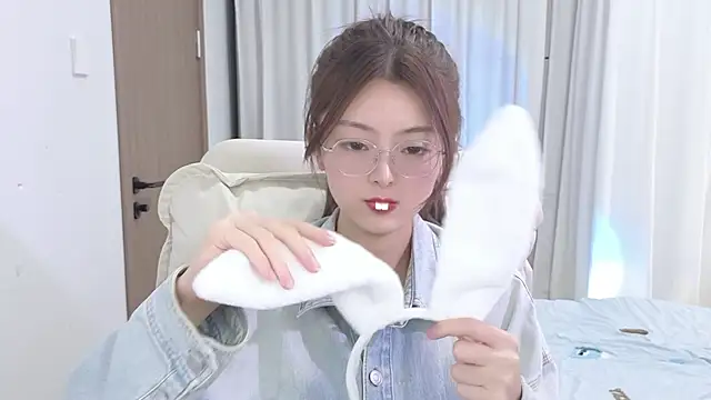 Koikoi    online show from 19, 3, 2026