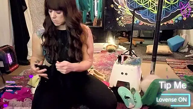 Snapshot of infinirose chatting on 8, 5, 2026 infinirose online show from 8, 5, 2026
