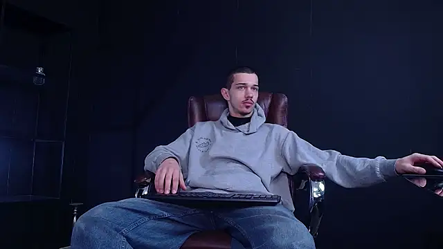 KaydenDrew online show from 18, 12, 2025