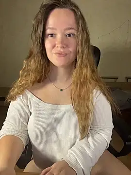 CaramelleSugarr online show from 16, 4, 2026