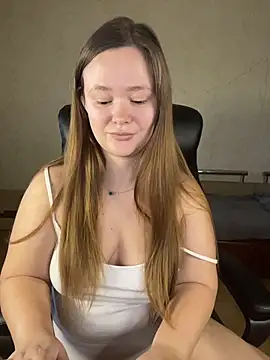 CaramelleSugarr online show from 8, 3, 2026