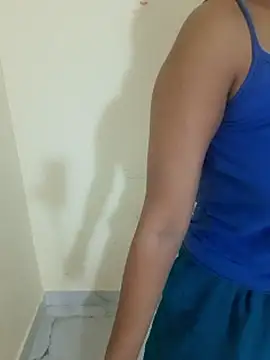 Geeta rani79 online show from 4, 4, 2026