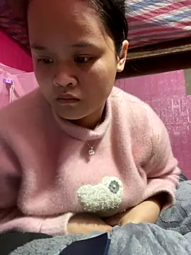 Snapshot of Thanhhuyen001 chatting on 19, 12, 2025 Thanhhuyen001 online show from 19, 12, 2025