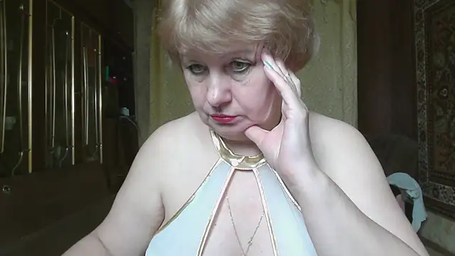 Snapshot of Casey_peach chatting on 28, 5, 2026 Casey peach online show from 28, 5, 2026