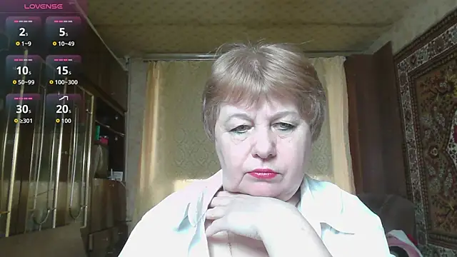 Snapshot of Casey_peach chatting on 24, 4, 2026 Casey peach online show from 24, 4, 2026