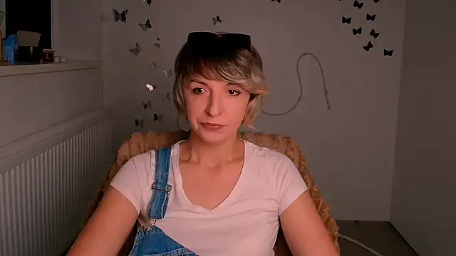 Lana Foxyy online show from 18, 6, 2026