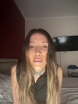 saphirafox online show from 18, 3, 2026