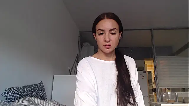 Snapshot of MilaMex chatting on 4, 6, 2026 MilaMex online show from 4, 6, 2026