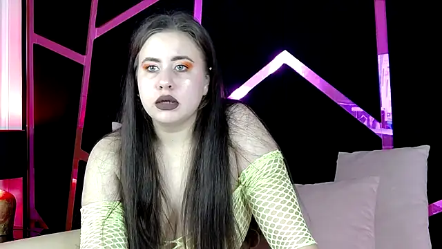 Lizzy Spark online show from 22, 12, 2025