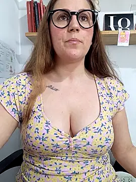 SofiEsteves online show from 18, 4, 2026