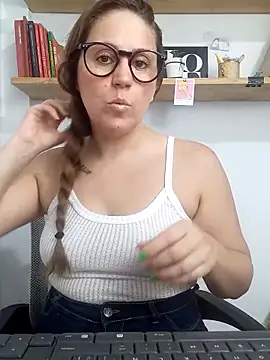 SofiEsteves online show from 28, 3, 2026