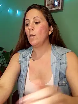 Snapshot of SofiEsteves chatting on 14, 6, 2026 SofiEsteves online show from 14, 6, 2026