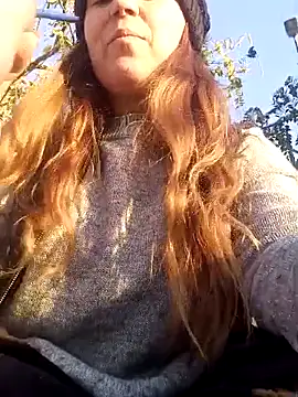 Snapshot of SofiEsteves chatting on 10, 5, 2026 SofiEsteves online show from 10, 5, 2026