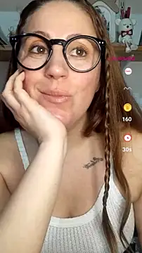Snapshot of SofiEsteves chatting on 28, 7, 2026 SofiEsteves online show from 28, 7, 2026