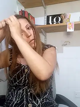 SofiEsteves online show from 2, 2, 2026