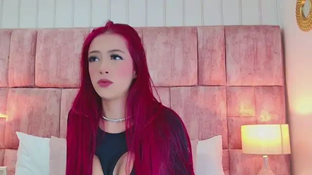 ScarlettFoox online show from 29, 4, 2026